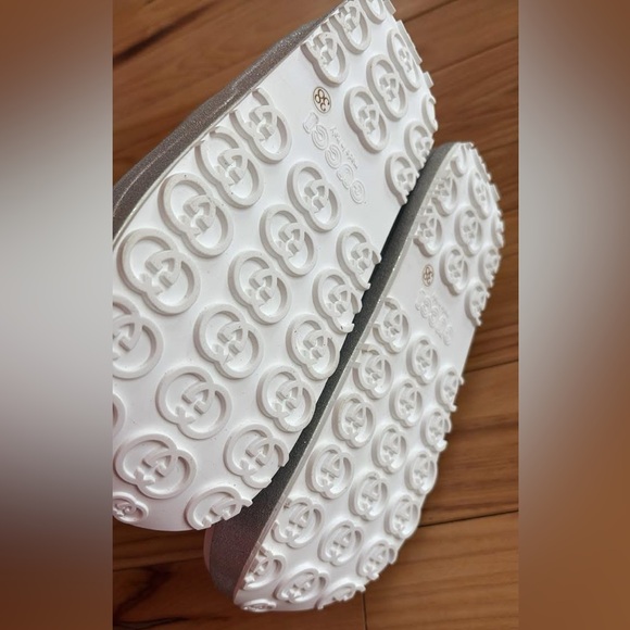 Metallic Silver Slides - Picture 3 of 3